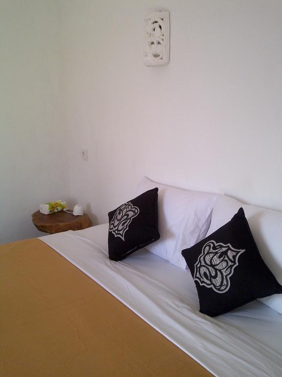 Kubu Sunset Guest House Nusa Lembongan  Ngoại thất bức ảnh