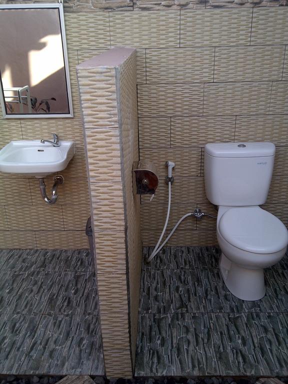 Kubu Sunset Guest House Nusa Lembongan  Ngoại thất bức ảnh